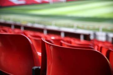 热刺豪掷1.85亿连签托纳利、费尔南德斯，夏窗已引援6人（配图示意）